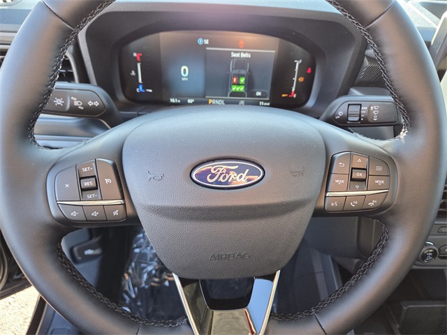 New 2025 Ford Maverick XLT 4D Crew Cab