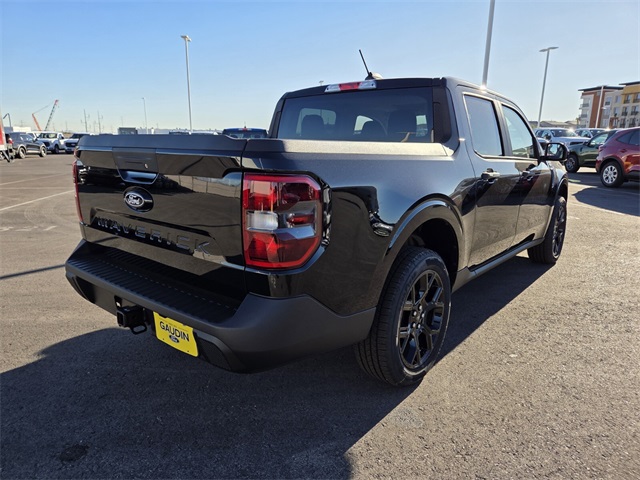 New 2025 Ford Maverick XLT 4D Crew Cab