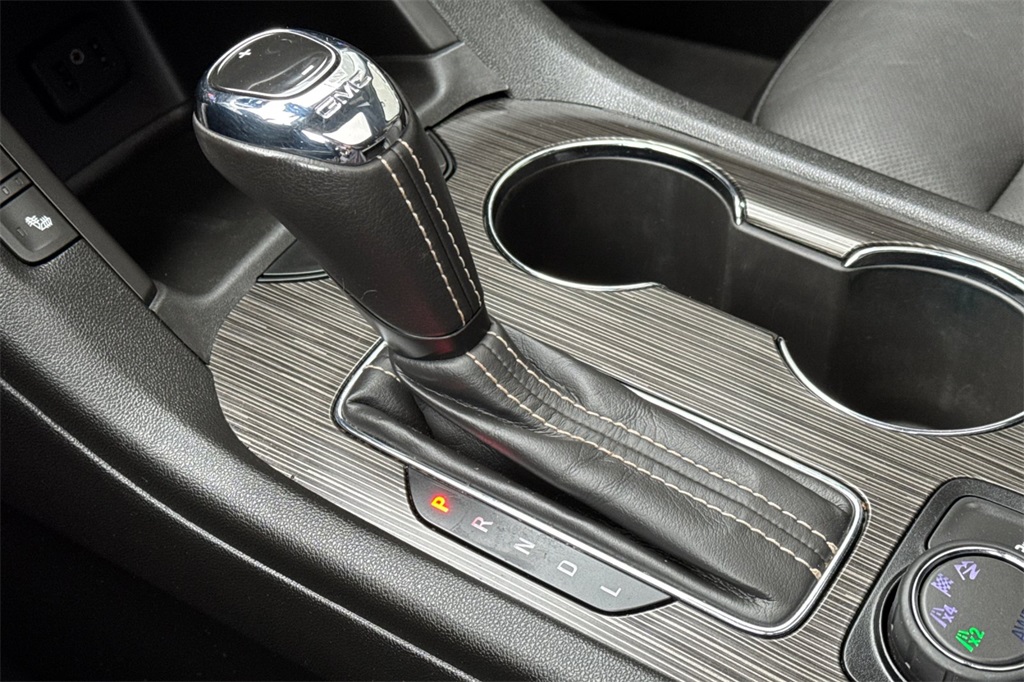 used 2019 GMC Acadia car, priced at $19,926