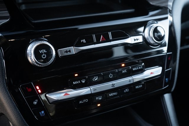 Used 2024 Ford Explorer SUV