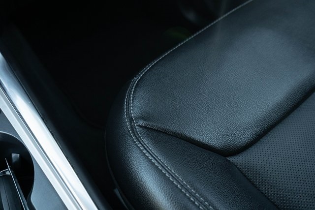 Used 2024 Ford Explorer SUV