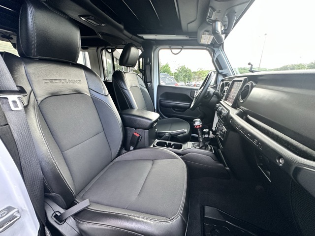 2021 Bright White Clearcoat Jeep Wrangler Unlimited Freedom Edition 4X4 SUV