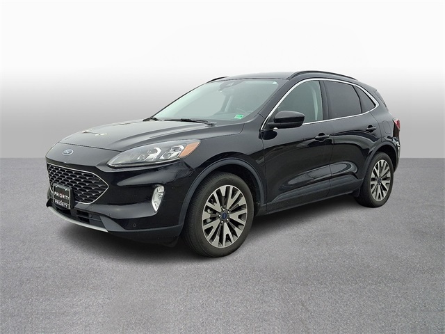 2022 Ford Escape Titanium's photo