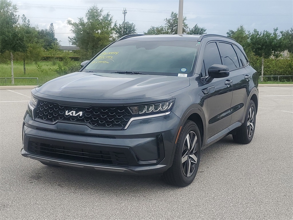 2022 Gravity Gray Kia Sorento S FWD SUV