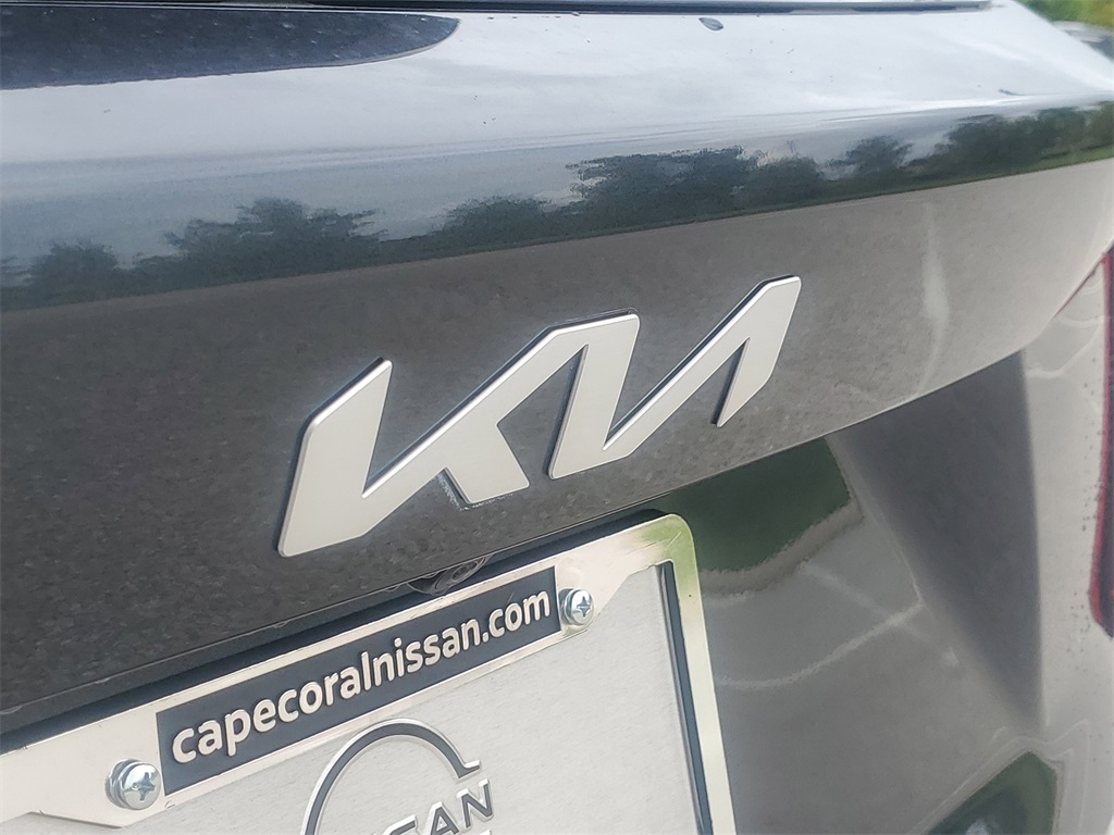 2022 Gravity Gray Kia Sorento S FWD SUV