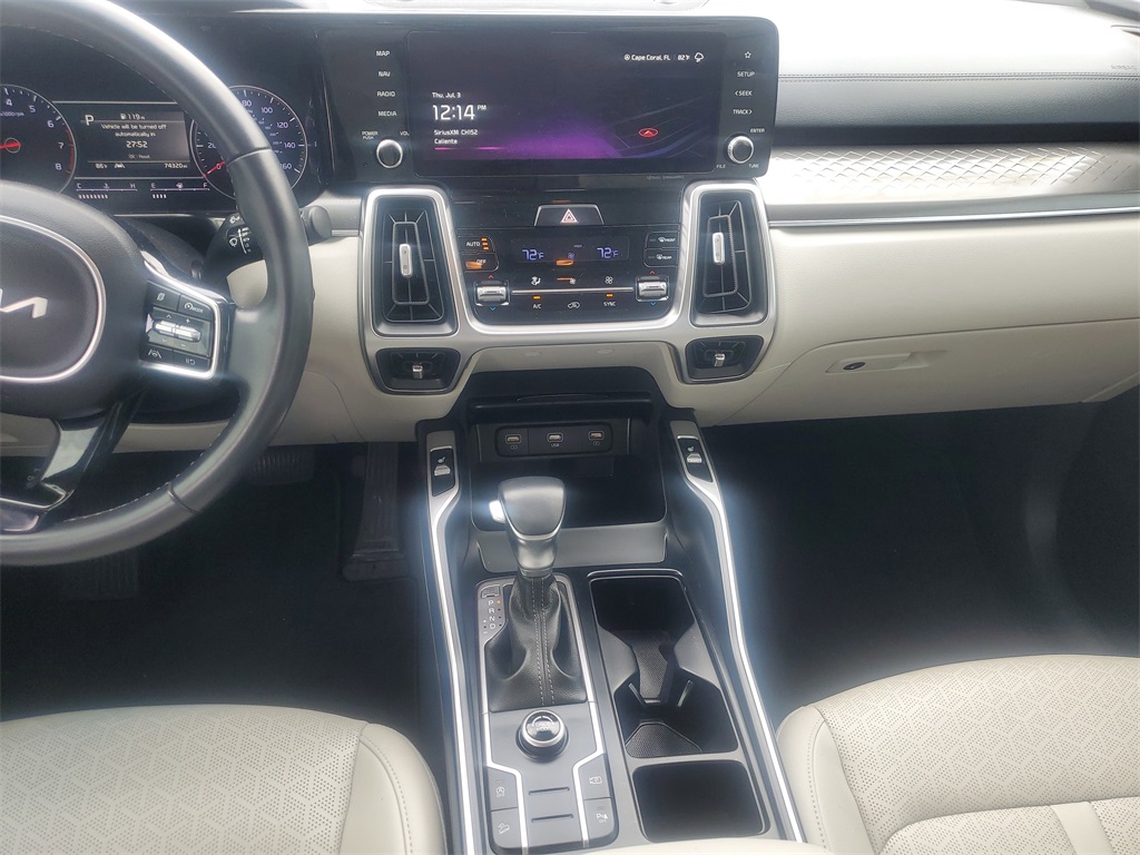 2022 Gravity Gray Kia Sorento S FWD SUV