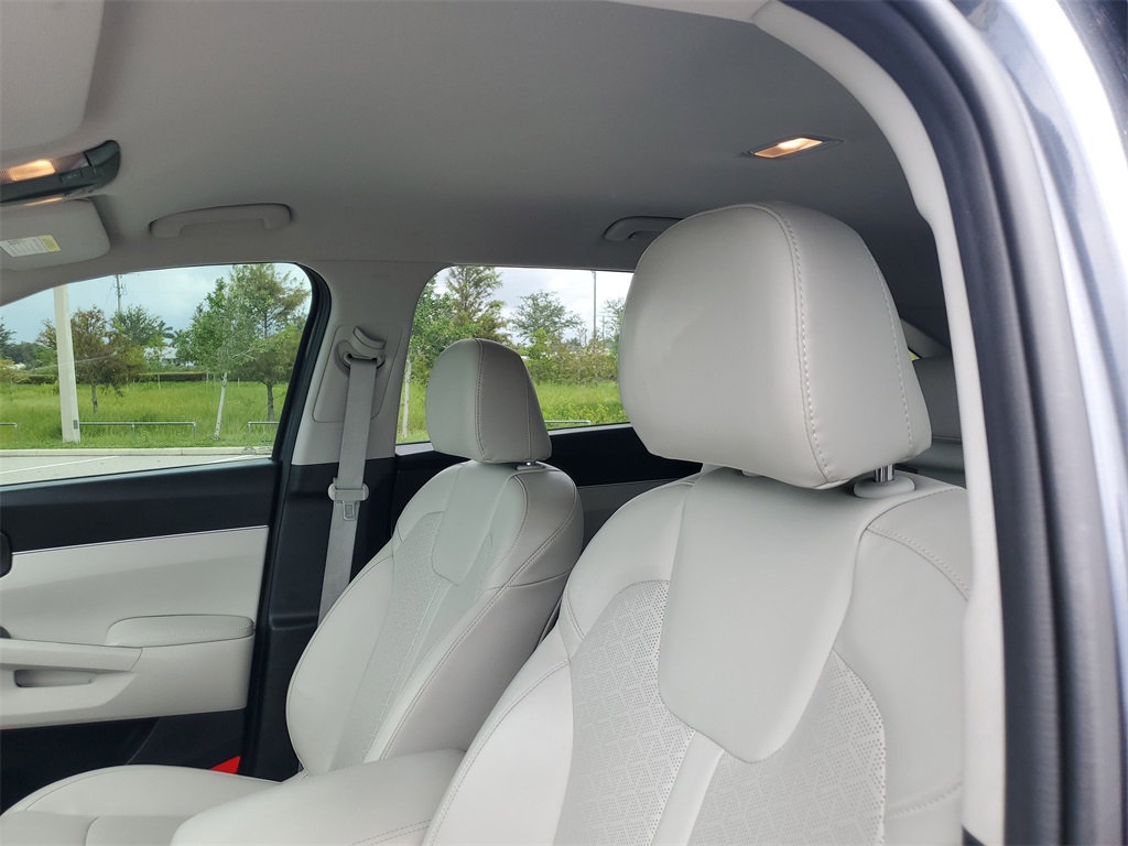 2022 Gravity Gray Kia Sorento S FWD SUV