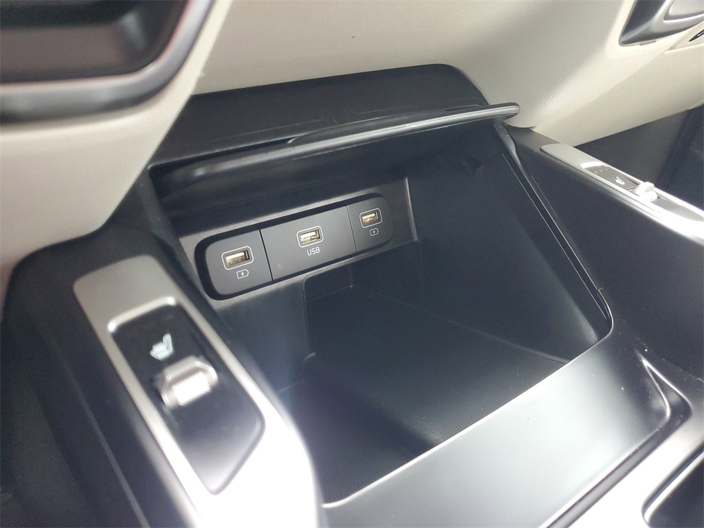 2022 Gravity Gray Kia Sorento S FWD SUV