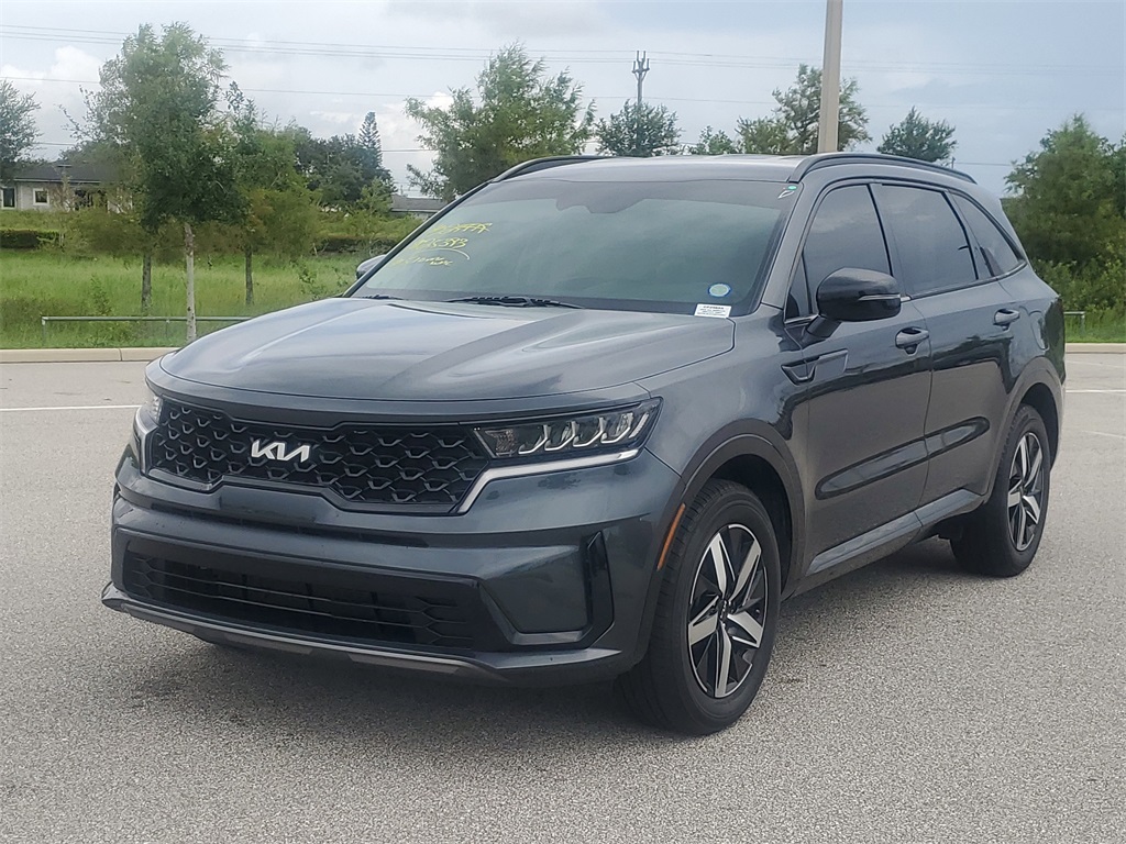 2022 Gravity Gray Kia Sorento S FWD SUV