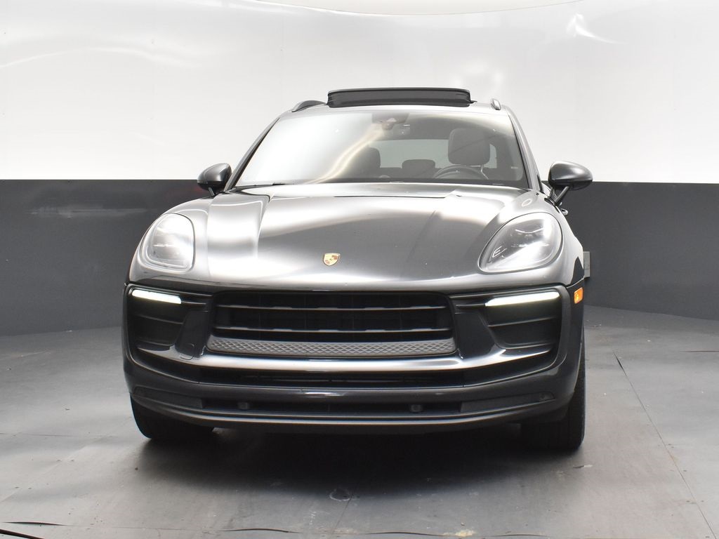 2022 Porsche Macan Base photo 10