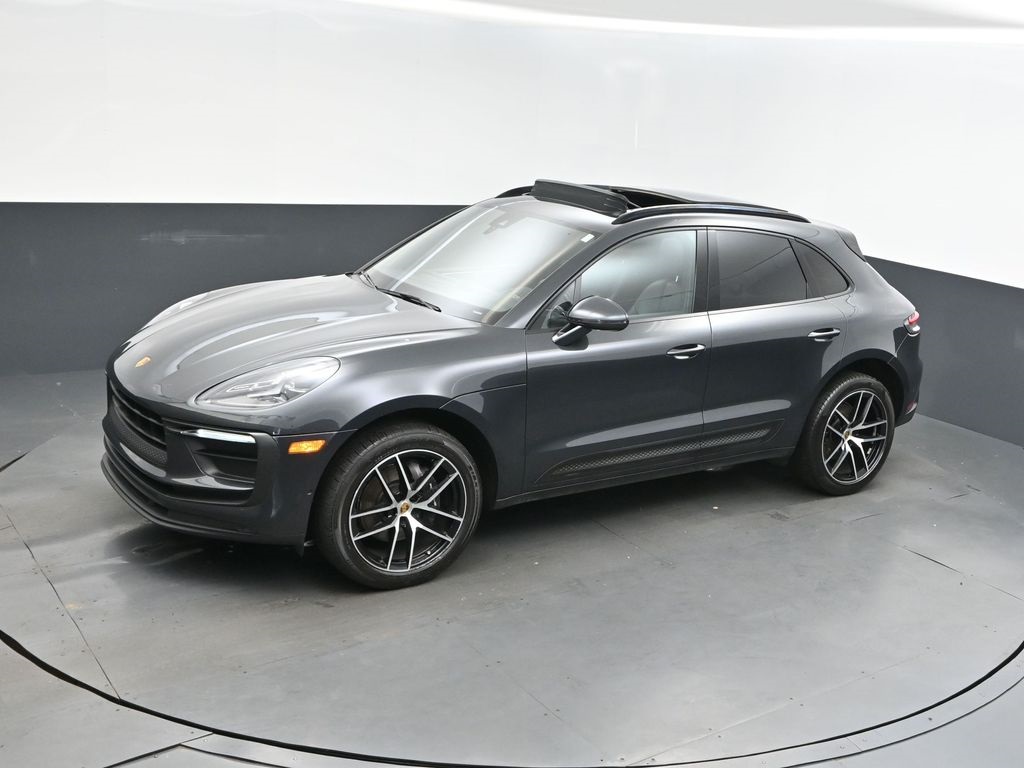 2022 Porsche Macan Base photo 30