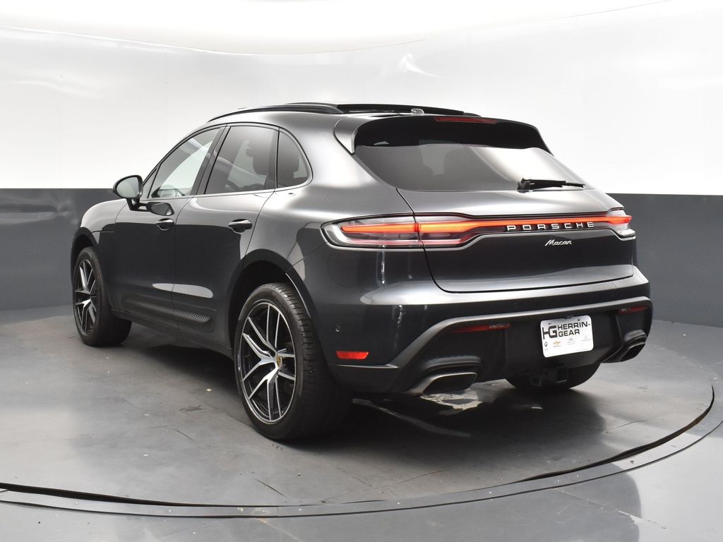 2022 Porsche Macan Base photo 5