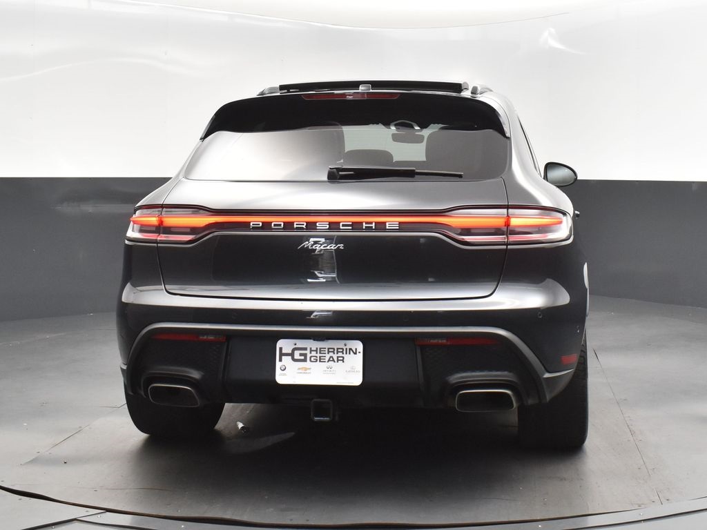 2022 Porsche Macan Base photo 6