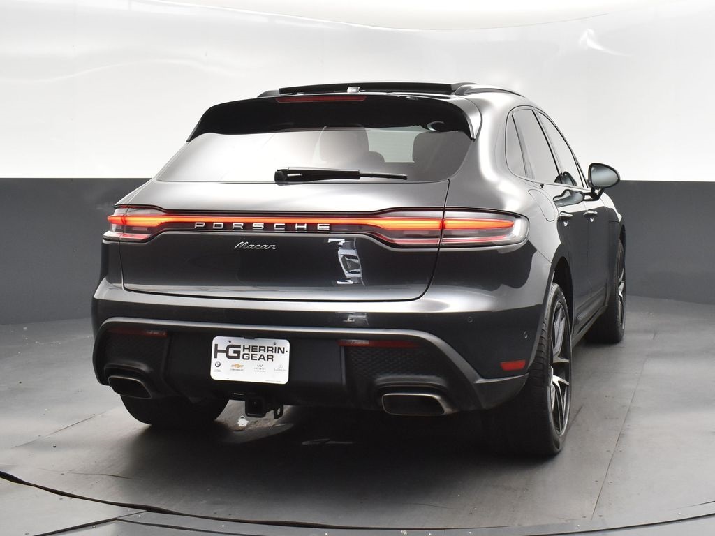 2022 Porsche Macan Base photo 7