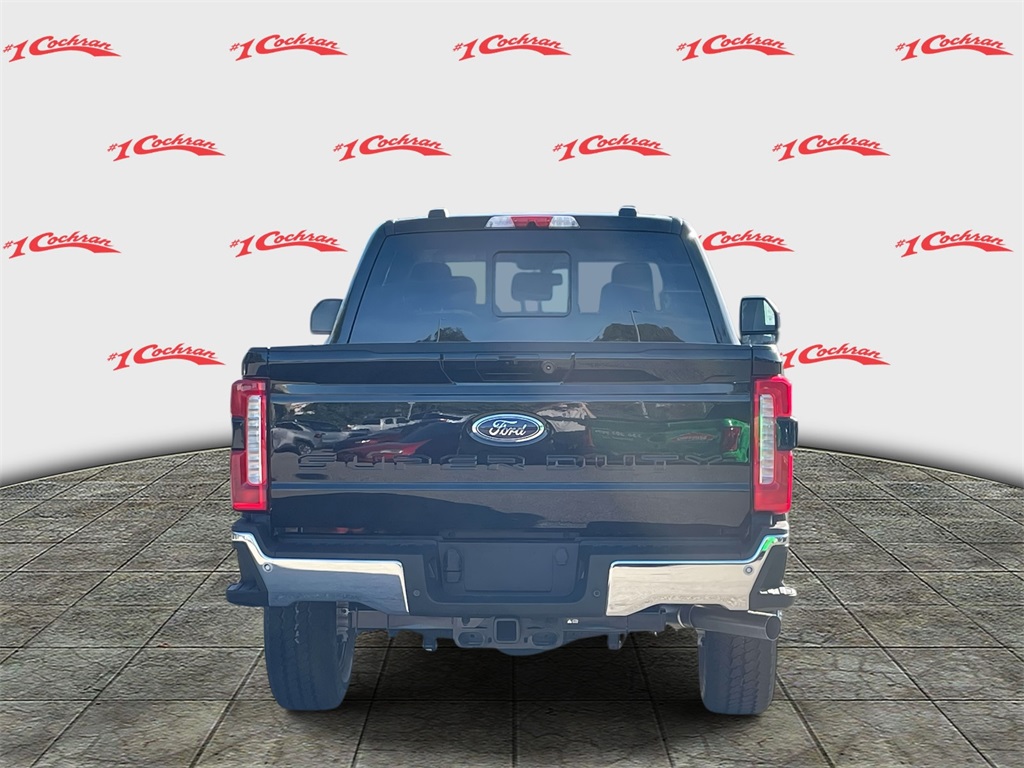 2026 Ford F-350 Lariat photo 3