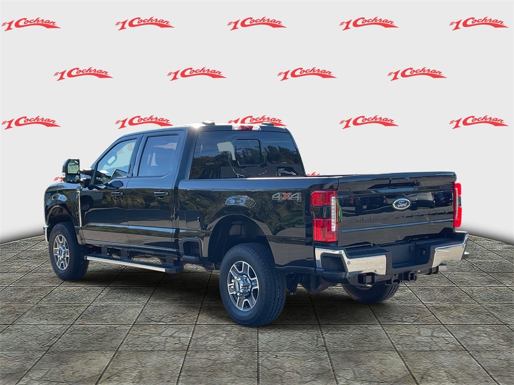 2026 Ford F-350 Lariat photo 4