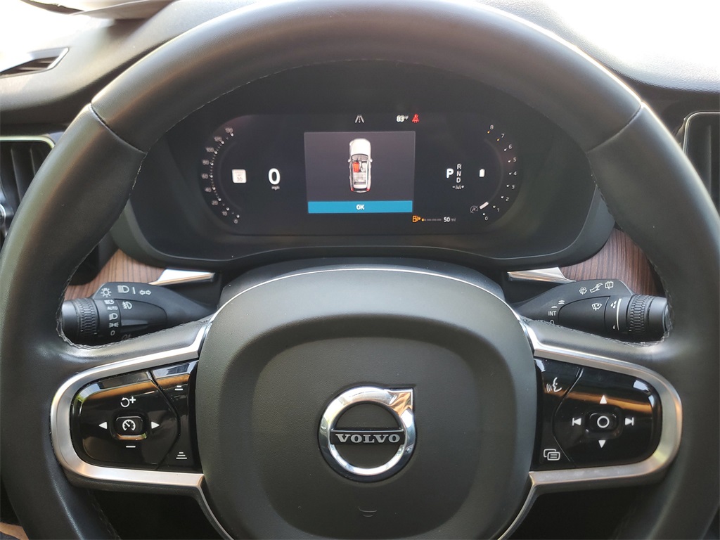 used 2023 Volvo XC60 car, priced at $30,259