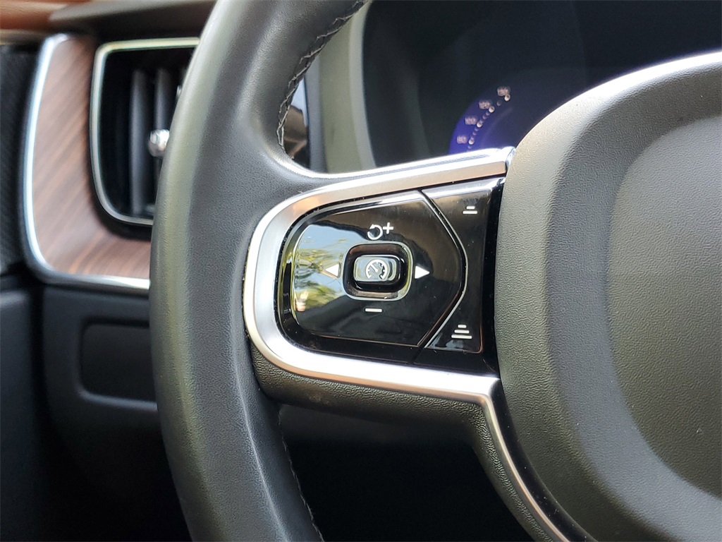 used 2023 Volvo XC60 car, priced at $30,259