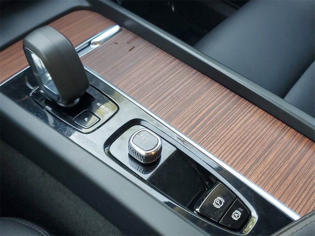 used 2023 Volvo XC60 car, priced at $30,259