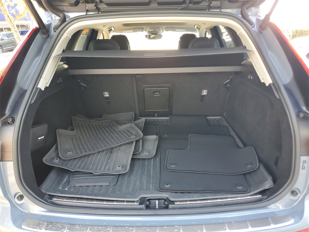 used 2023 Volvo XC60 car, priced at $30,259