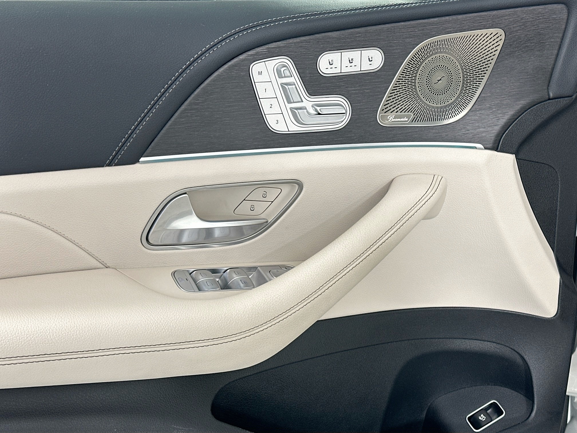 used 2022 Mercedes-Benz GLS car, priced at $61,998