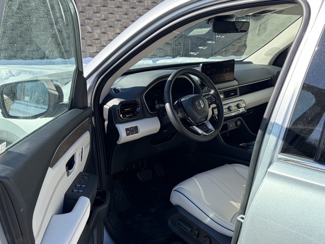 new 2026 Honda Pilot car, priced at $54,990