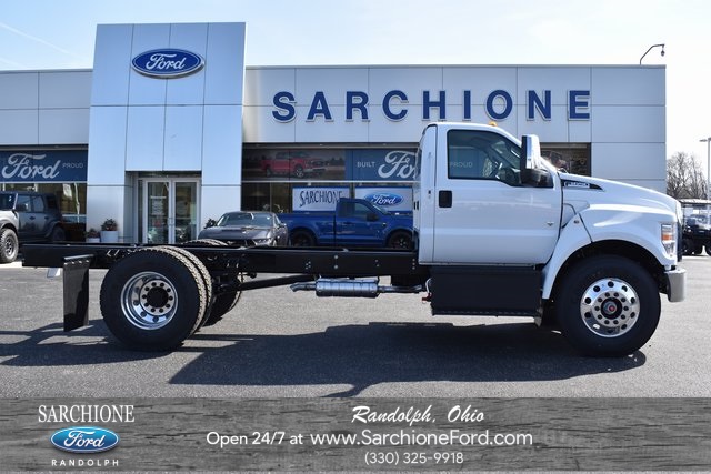 new 2025 Ford F-650SD car, priced at $76,424