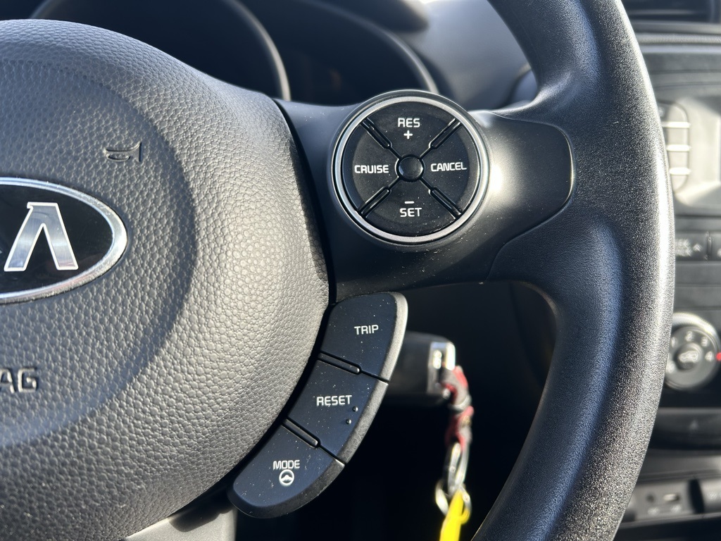 used 2015 Kia Soul car, priced at $6,000