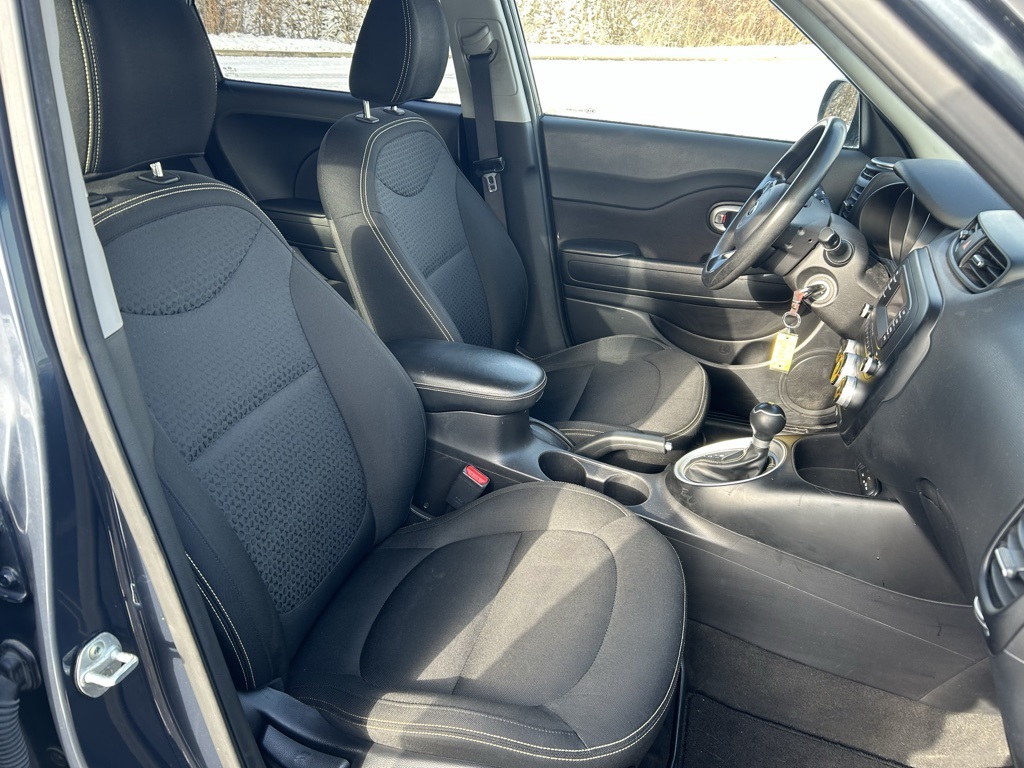 used 2015 Kia Soul car, priced at $6,000
