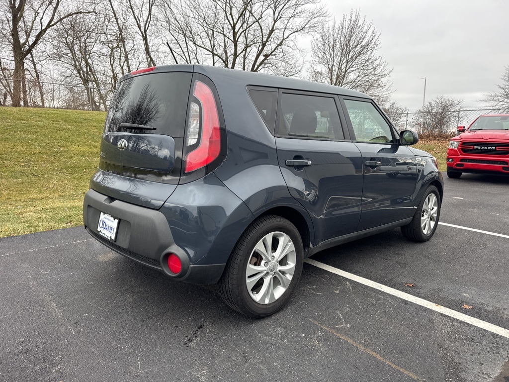 used 2015 Kia Soul car, priced at $6,000