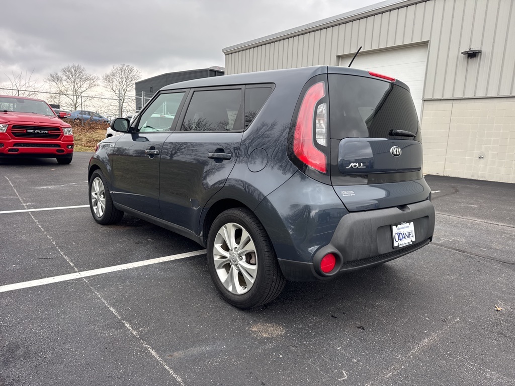 used 2015 Kia Soul car, priced at $6,000