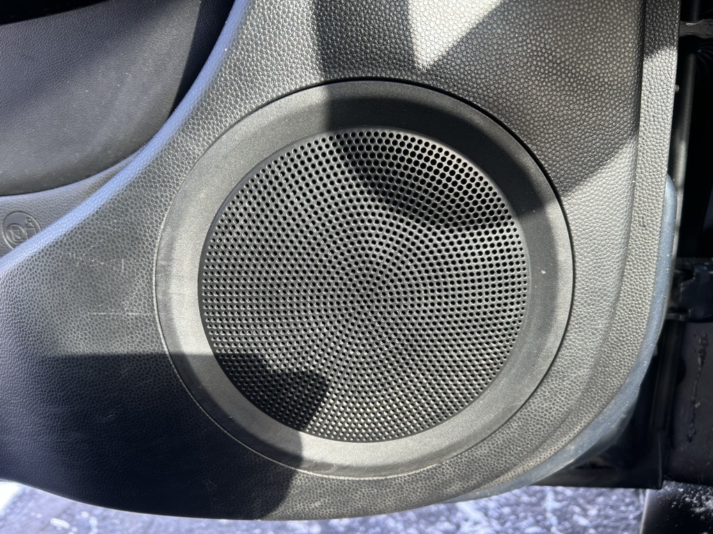 used 2015 Kia Soul car, priced at $6,000