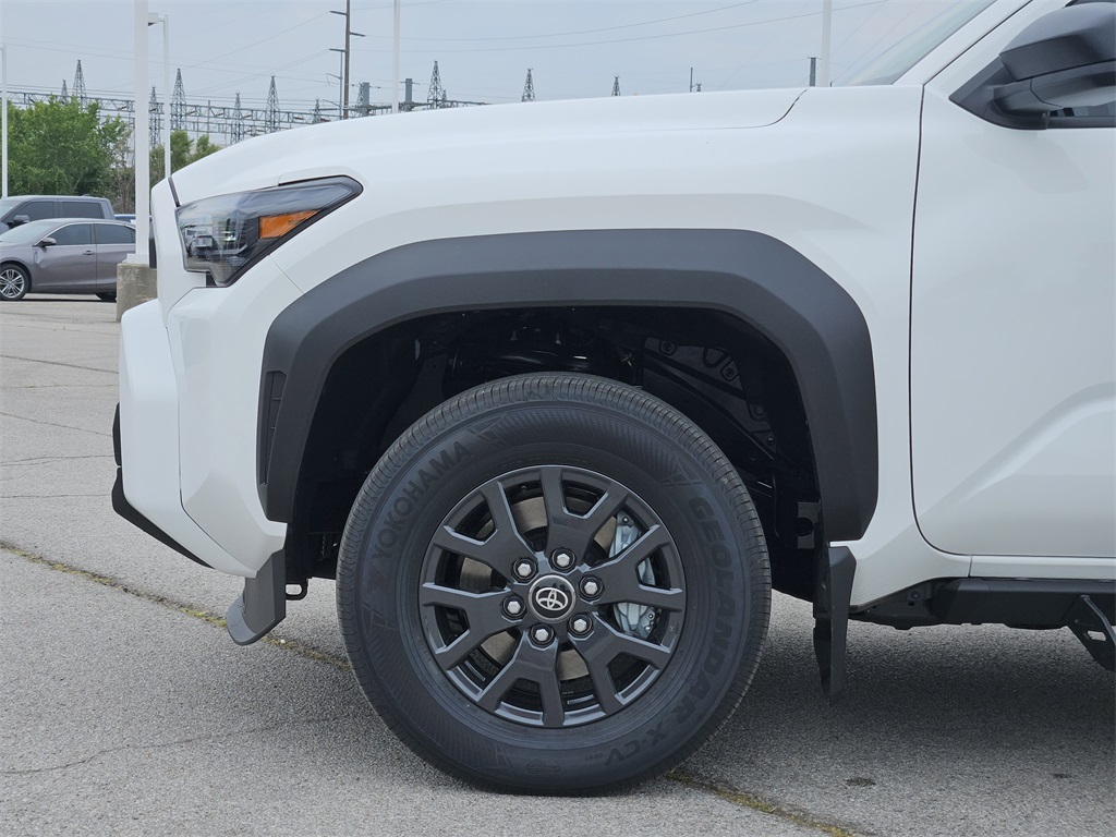 2025 Toyota 4Runner SR5 photo 4
