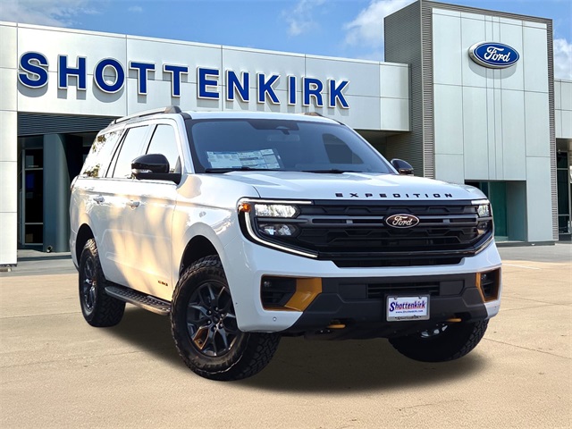 2025 Ford Expedition Tremor's photo