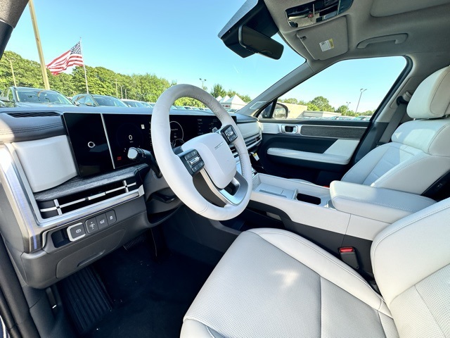 2025 Hyundai Santa Fe Limited photo 11