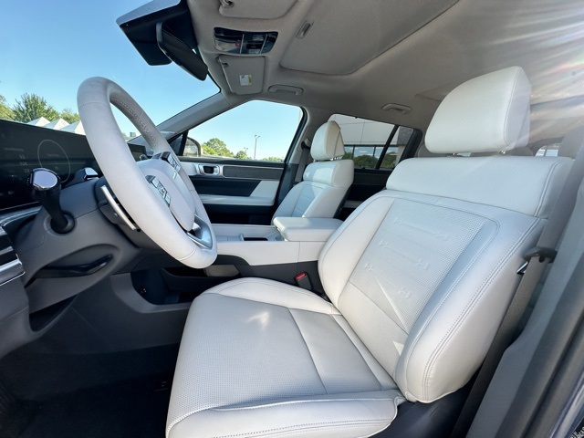 2025 Hyundai Santa Fe Limited photo 12