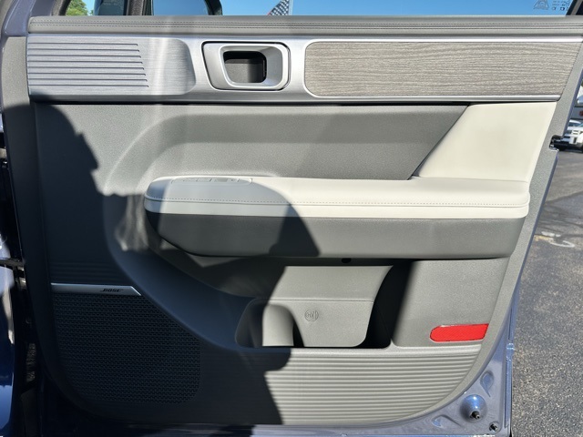 2025 Hyundai Santa Fe Limited photo 25