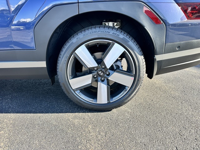 2025 Hyundai Santa Fe Limited photo 32