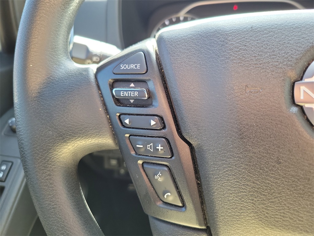 2022 Cardinal Red Tricoat Nissan Frontier SV 4X4 Truck