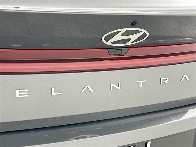 Elantra Limited