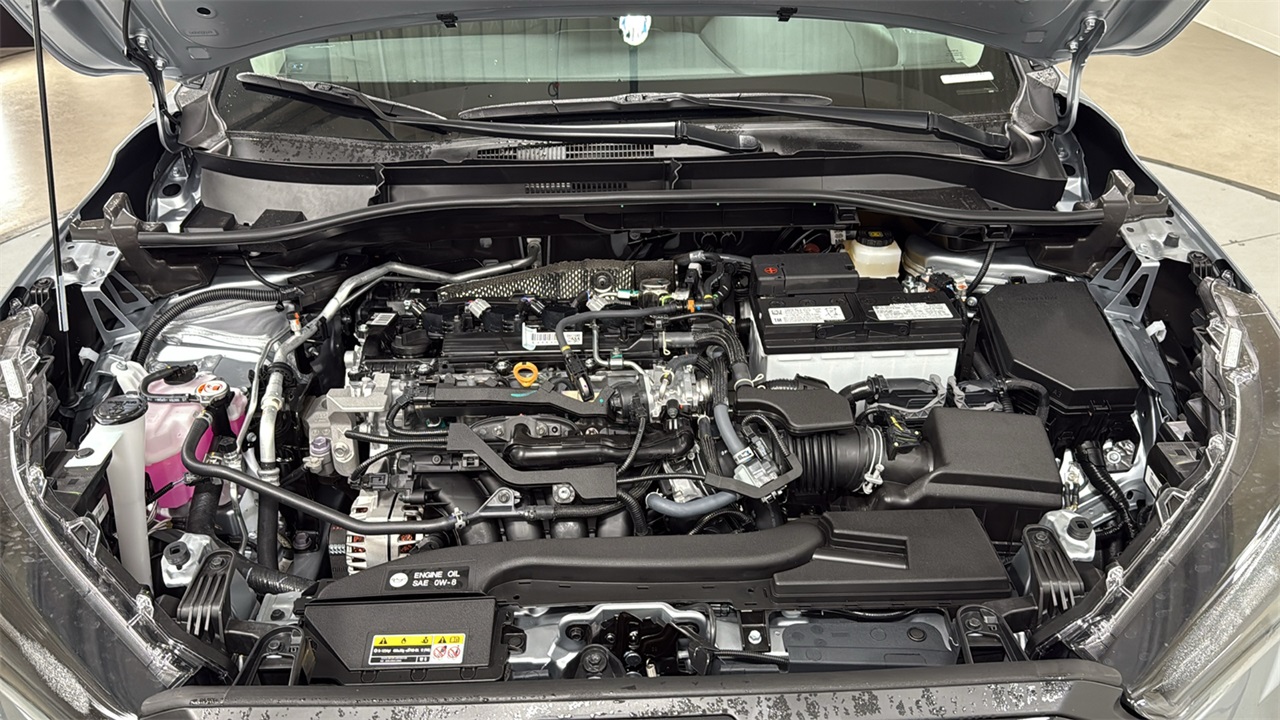 2026 Toyota Corolla Cross LE photo 25