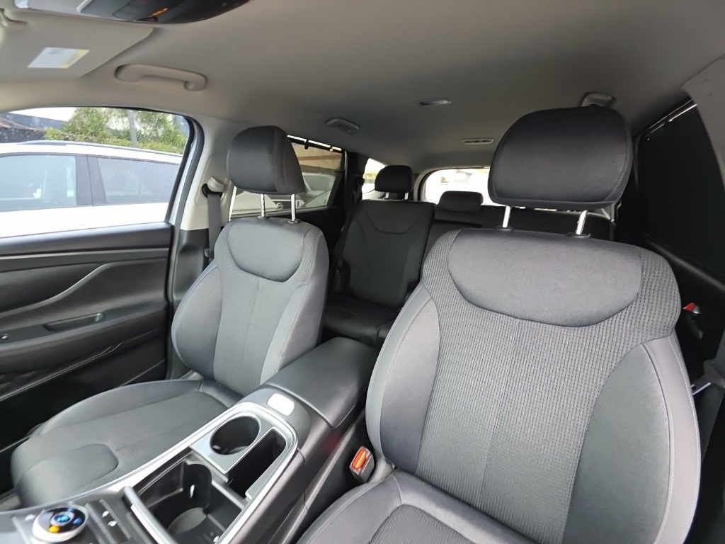 used 2022 Hyundai Santa Fe car, priced at $17,895