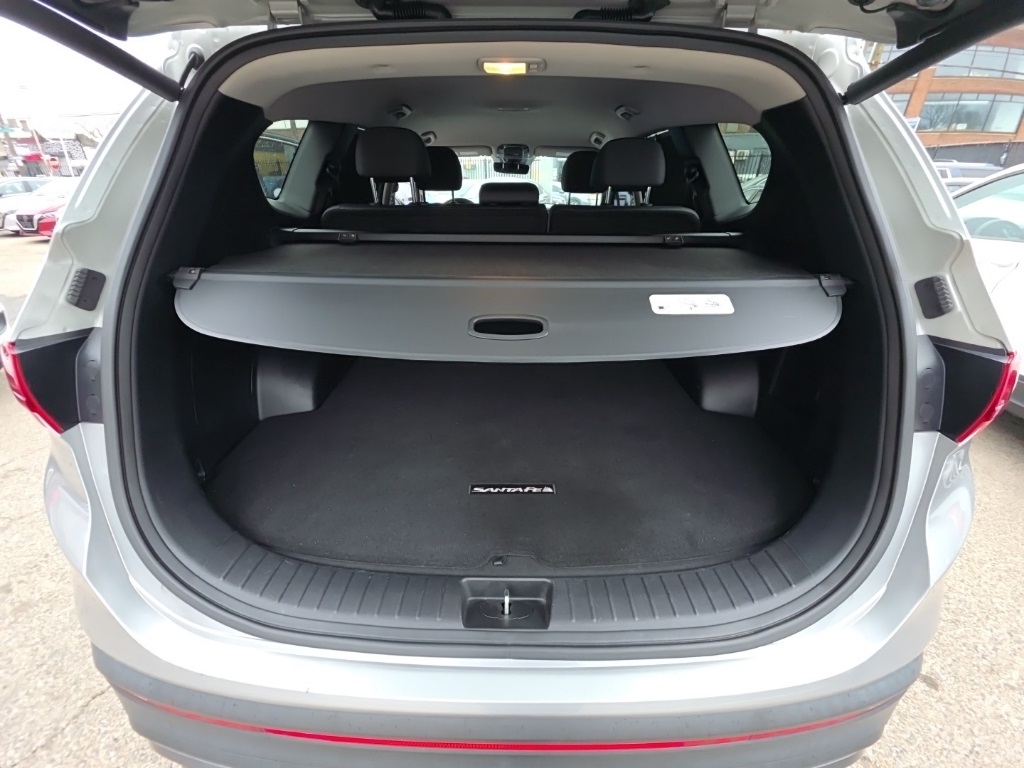 used 2022 Hyundai Santa Fe car, priced at $17,895