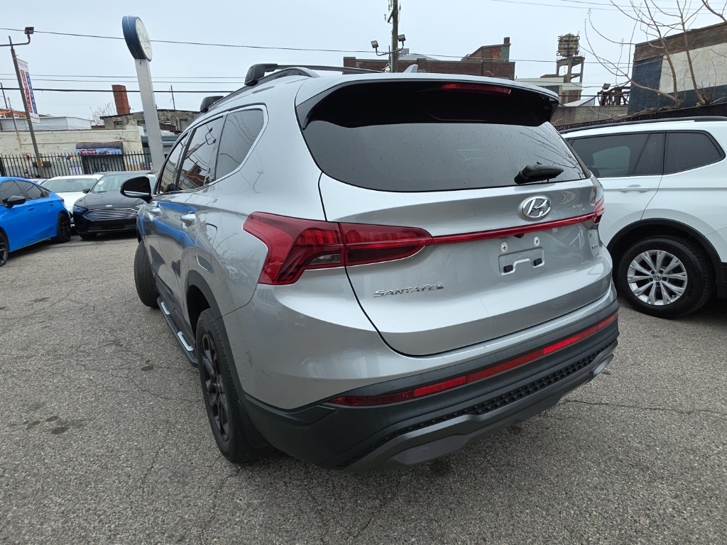 used 2022 Hyundai Santa Fe car, priced at $17,895