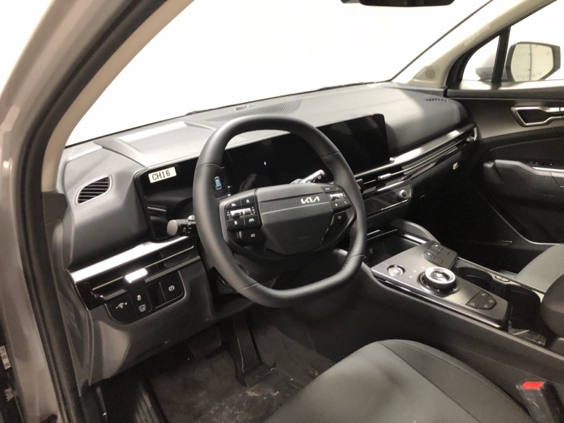 2026 Kia Sportage Hybrid photo 14
