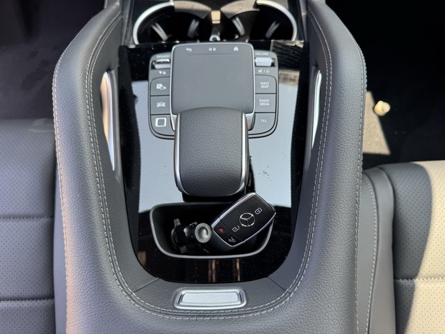 2026 Mercedes Benz GLE 450 4MATIC photo 16