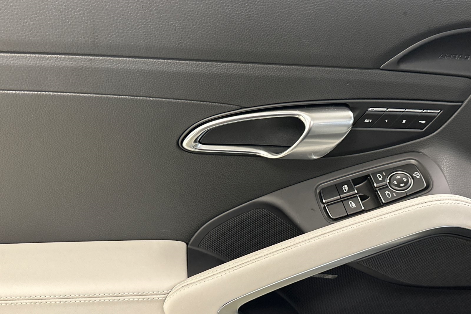 2025 Porsche Boxster Base photo 13