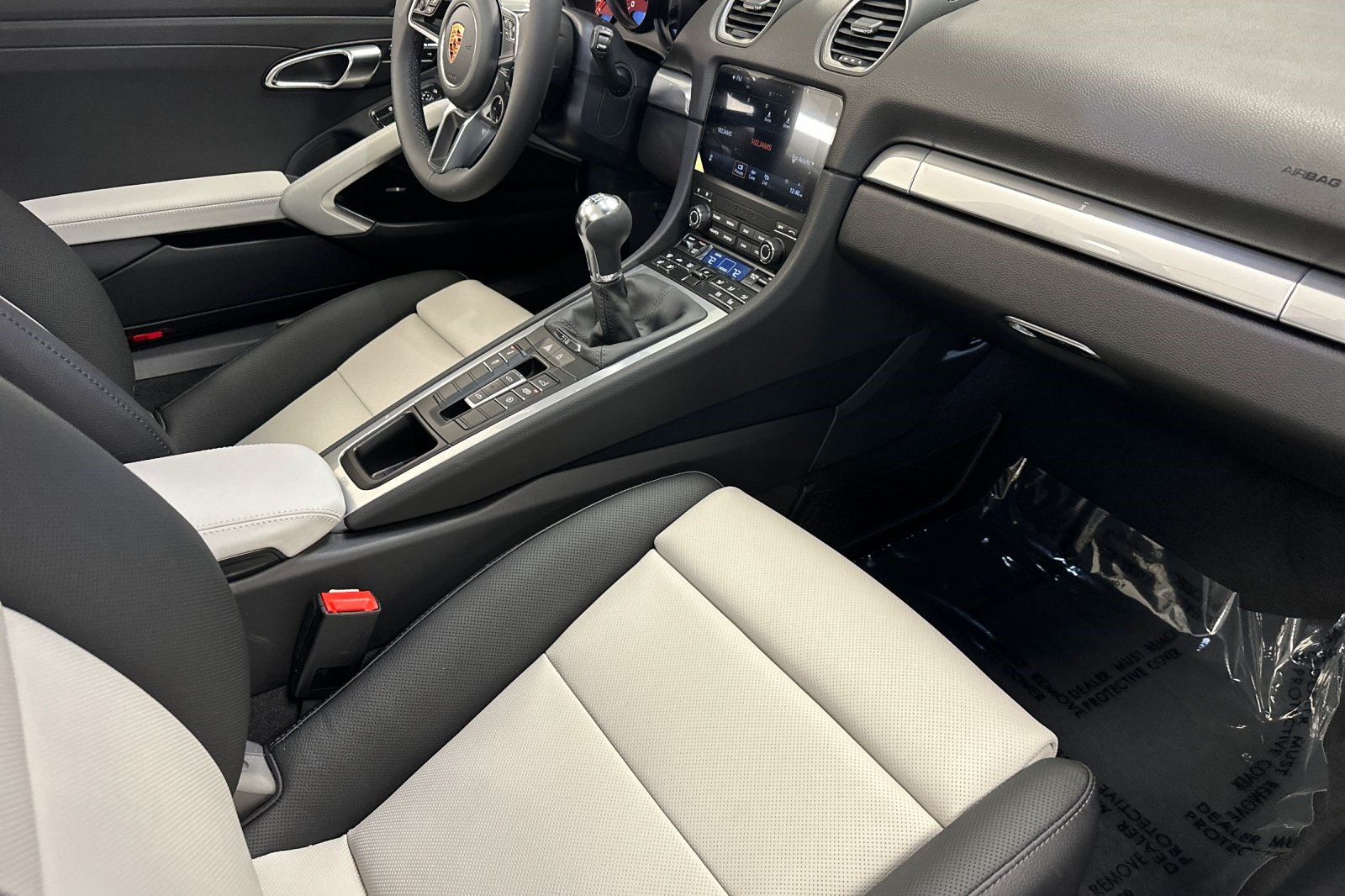 2025 Porsche Boxster Base photo 15