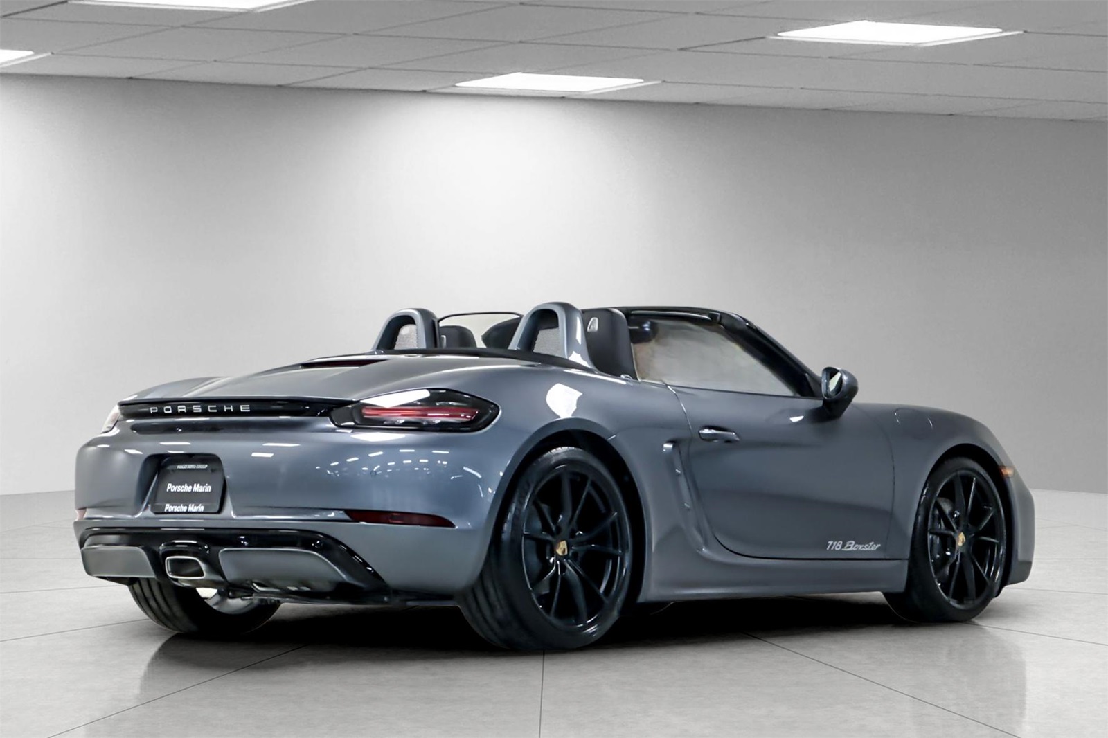 2025 Porsche Boxster Base photo 8