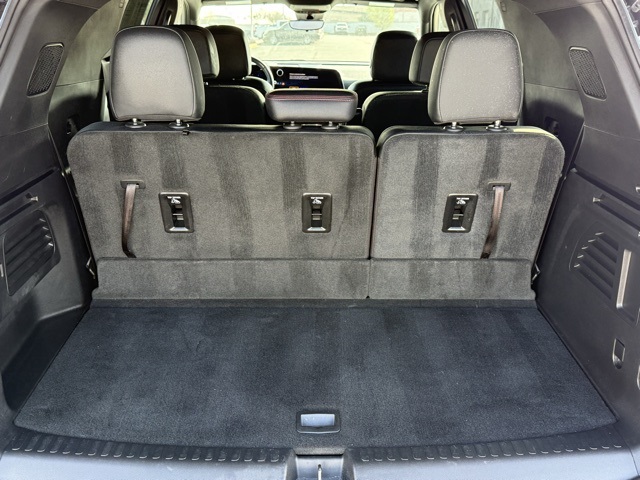 used 2025 Chevrolet Traverse car